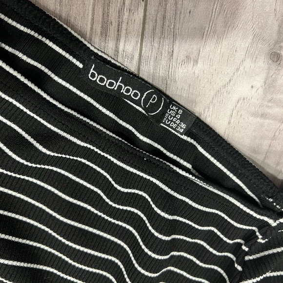 Striped trend in size S🫶 - Picture 3 of 3